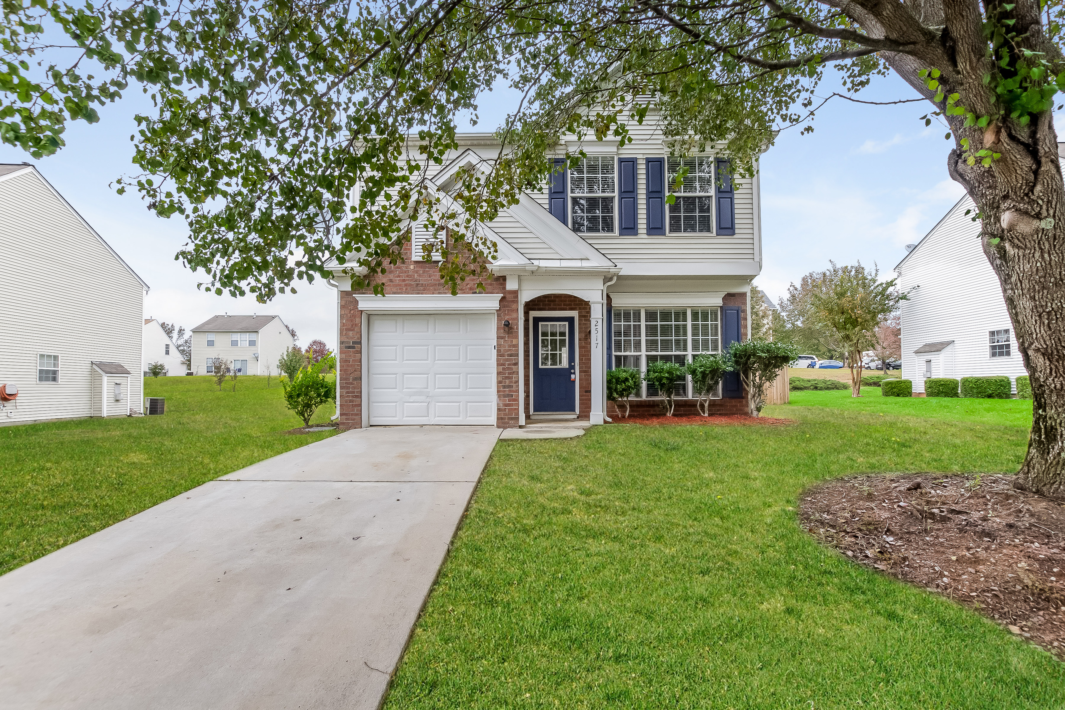 2517 Wingdale Dr Charlotte, NC 28213